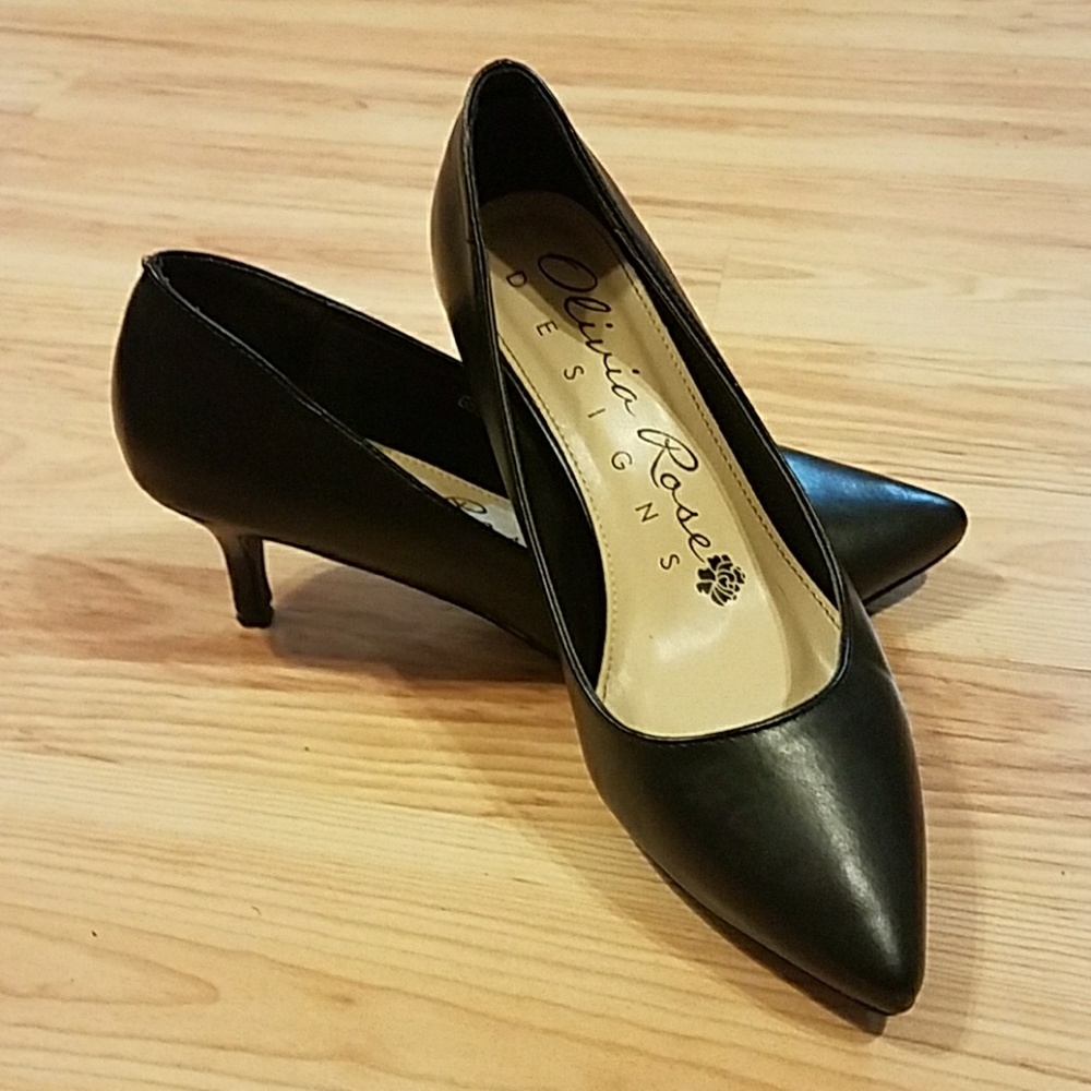 Olivia Rose Semi Matte Black Kitten Heels